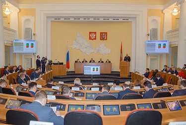 Депутаты приняли отчет полиции 